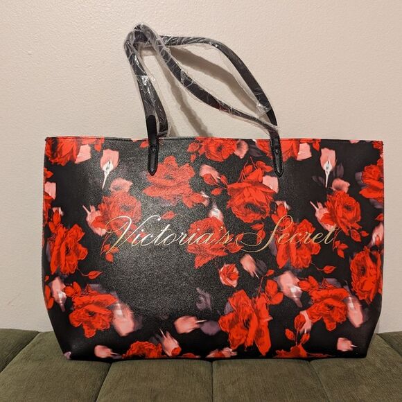 NWOT Victoria’s Secret Black Floral Barbiecore Rose Pattern Large Tote Bag - Picture 2 of 13